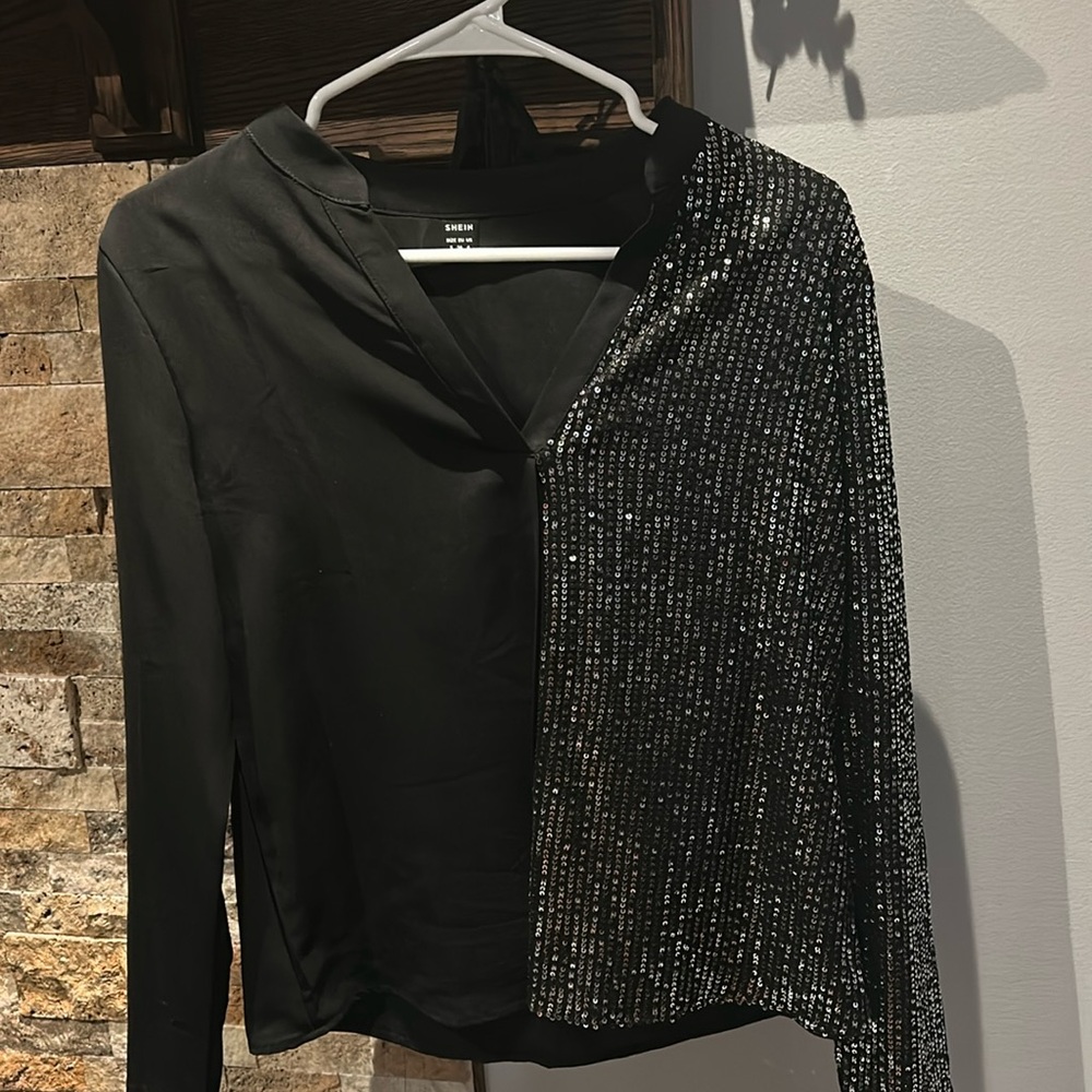 Women’s shirt